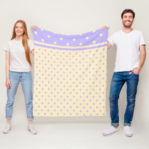 Paarse lavendel poka dots en gele vlooienbleke fleece deken