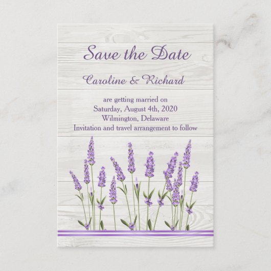 Paarse lavendelbloemen op hout  Save the Date (Voorkant)