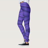 Paarse legging met een geometrisch gestreept patro (Links)