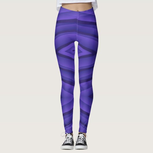 Paarse legging met een geometrisch gestreept patro (Voorkant)