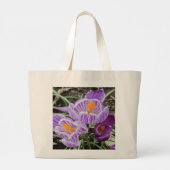Paarse lentescrocussen. grote tote bag (Achterkant)