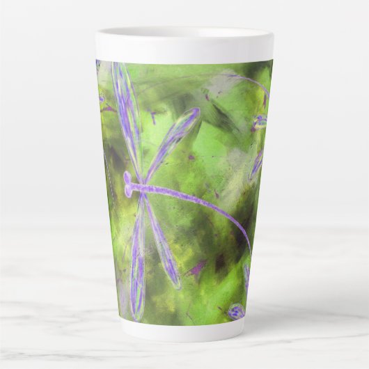 Paarse libellen op Limoen Latte Mok (Voorkant)