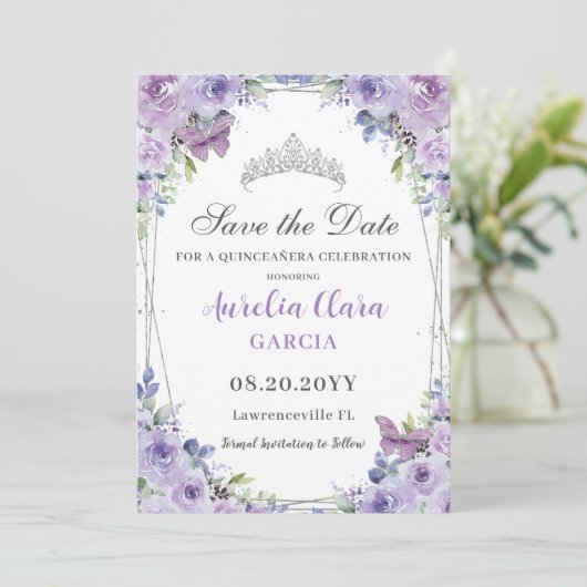 Paarse Lila Bloemen Quinceañera Sweet 16 Silver Save The Date (Staand voorkant)