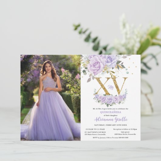 Paarse Lila Floral Gold XV Quinceañera 15 Foto Kaart (Staand voorkant)