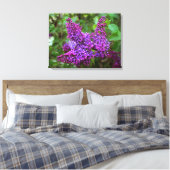 Paarse Lilacs op een lentedag Canvas Afdruk (Insitu (Slaapkamer))