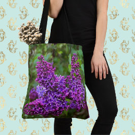 Paarse Lilacs op een lentedag Tote Bag