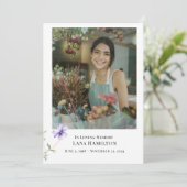 Paarse Lilly Eenvoudige Foto Begrafenisprogramma Kaart (Staand voorkant)