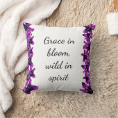 Paarse Lily Sierkussen (Deken)