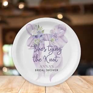 Paarse lint Ze Krijgt de Knoop aan Bridal Shower Papieren Bordje