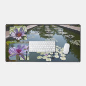 Paarse Lotus Bloemen in Pond Desk Mat (Keyboard & Muis)