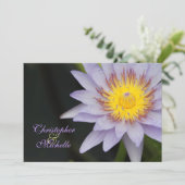 Paarse Lotus Flower Wedding Invitation Kaart (Staand voorkant)