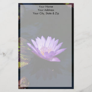 Paarse Lotus Waterlily Flower & Striped Lily Pads Briefpapier