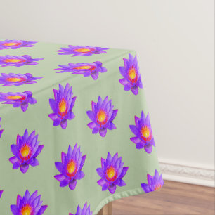Paarse Lotusbloemen op lauriergroen Tafelkleed