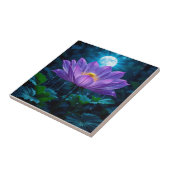 Paarse lotusbloesem onder maanlicht tegeltje (Zijkant)
