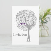 paarse lovevogels met een  bruiloft kaart (Staand voorkant)