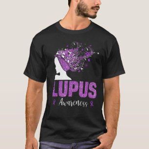 Paarse lupus bewustzijn vrouw fonkelen vlinders t-shirt