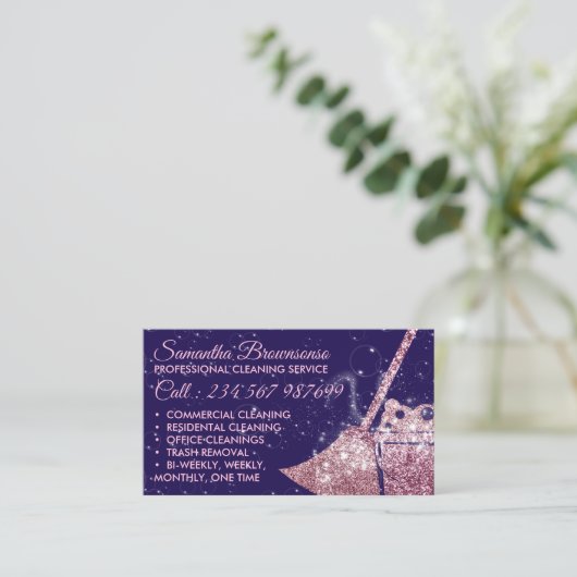 Paarse Luxury Cleaning Service Maid Janitorial Visitekaartje (Staand voorkant)