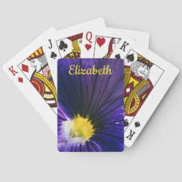 Paarse macrofoto van de stroomafnemer pokerkaarten