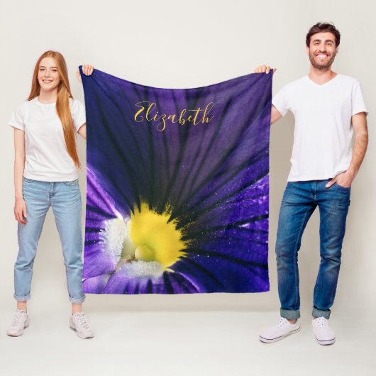 Paarse macrofoto's van stroomafnemers fleece deken (In situ)