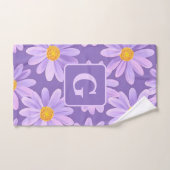 paarse madeliefje bloemen gepersonaliseerd monogra bad handdoek (Handdoek)
