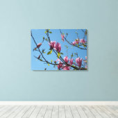 paarse magnolia - bloemen in de blauwe lucht canvas afdruk (Insitu (Houten vloer))