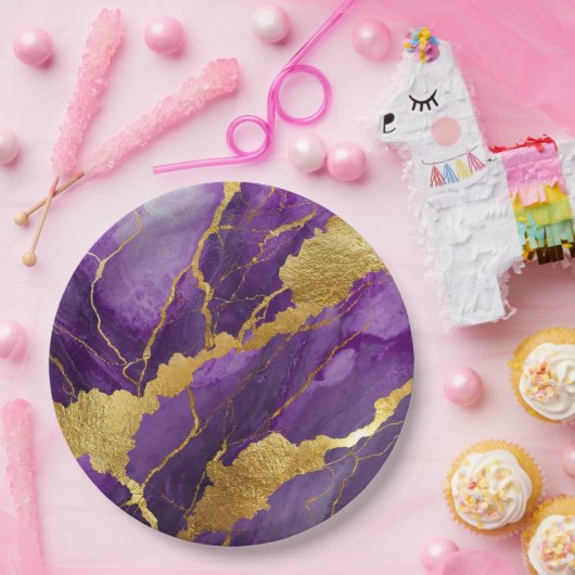 Paarse marmeren patroon met goud papieren bordje (Feest)