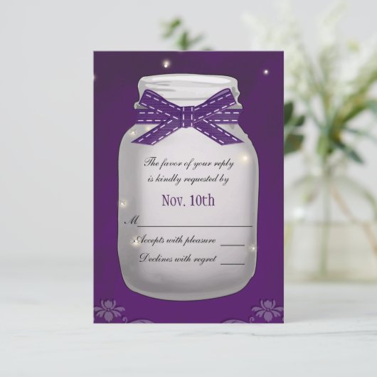 Paarse Mason Jar met Fireflies RSVP-reactiekaart RSVP Kaartje (Staand voorkant)