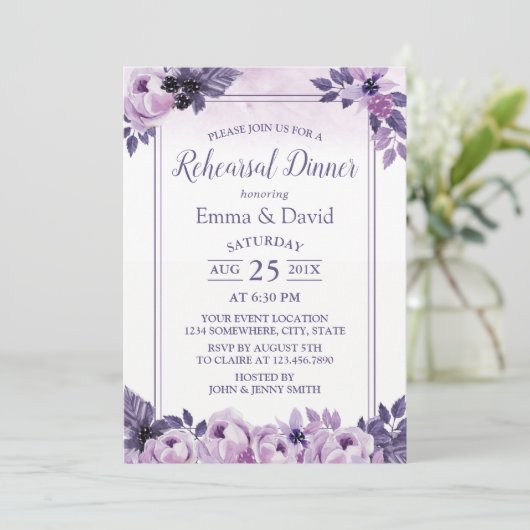 Paarse Mauve Floral Wedding Rehearsal Dinner Kaart (Staand voorkant)