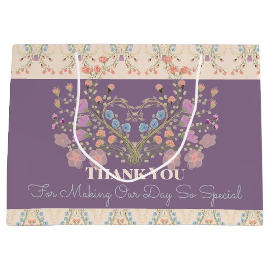 Paarse met bloemige accenten groot cadeauzakje (Voorkant)