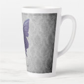 Paarse met juwelen versierde vlinder latte mok (Rechts)