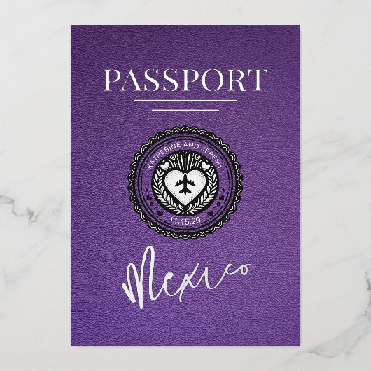 Paarse Mexicaanse paspoortbruiloft Folie Uitnodiging (Voorkant)