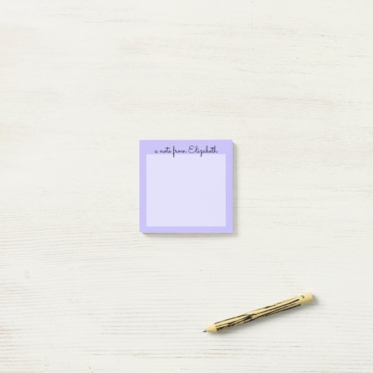 Paarse minimale lavendel post-it® notes (Op bureau)