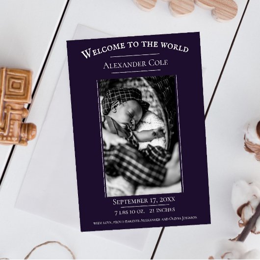 Paarse minimalistische aankondiging van geboorte f