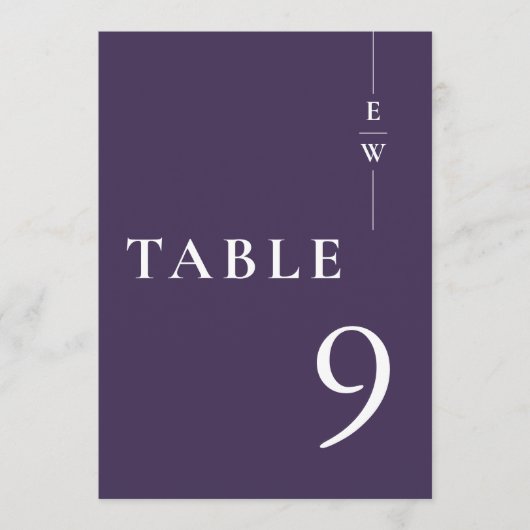 Paarse minimalistische moderne monogram tafel numm kaart (Voorkant)
