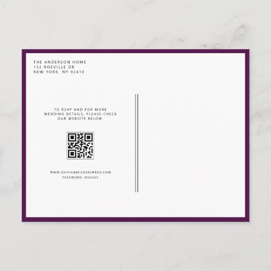 Paarse Minimalistische Monogram QR Code Trouwen Uitnodiging Briefkaart (Achterkant)