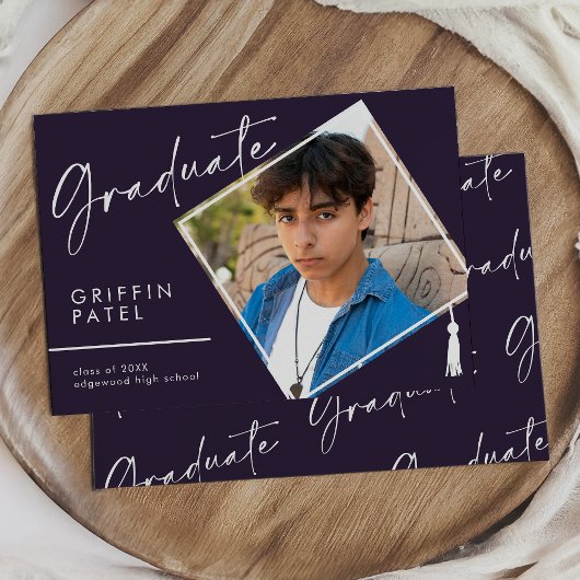 Paarse Moderne Afstudeerdop Foto Afstuderen Aankondiging
