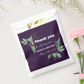 Paarse moderne bruinbruine douane-bruiloft bedankzakje (Gezegeld)