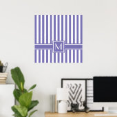 Paarse Moderne Stripe met monogram Poster (Thuiskantoor)
