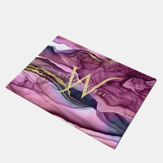 Paarse monogram magenta roze en goudgetijden deurmat (Schuin)
