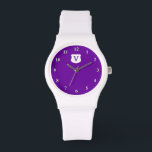 Paarse monogram met aangepast initiaal horloge<br><div class="desc">Paarse monogram met aangepast initiaal. Pas de moderne doopvontbrief van het initiaal in het schild pictogram aan om tot het een uniek cadeau te maken. Een prachtig cadeauidee voor vrouwen op zondag,  Moederdag,  enz. Kleurig ontwerp met aanpasbare achtergrondkleur.</div>
