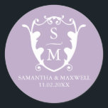 Paarse Monogrammed Wedding Stickers<br><div class="desc">Voeg een vleugje eenvoudige elegantie toe aan uw bruiloft met deze monogram trouwstickers, met een klassieke monogrammed kam in een zacht paarse tint. Ontworpen voor een moderne minimalistische esthetiek, zijn deze stickers ideaal voor een zomerse bruiloft en voegen ze een stijlvolle finishing touch toe aan huwelijksgunsten en envelopafdichtingen. Personaliseer met...</div>