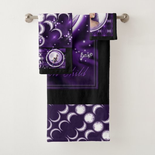 Paarse Moon Child Bad Handdoek (Insitu)