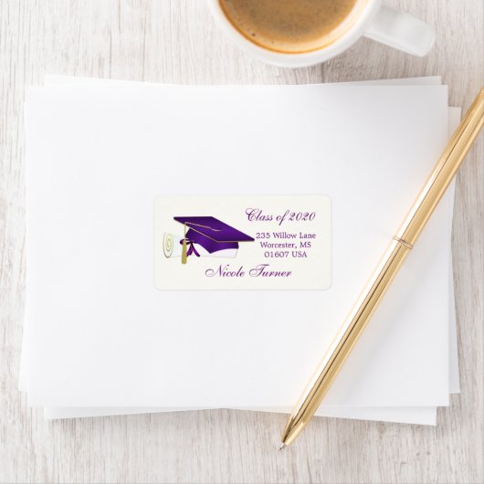 Paarse Mortier pet, diploma afstuderen Etiket (Insitu)