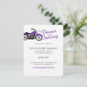 Paarse motorfiets en harten bruiloft receptie kaart (Staand voorkant)