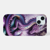 Paarse Mystieke Draak Gotisch iPhone 15 Case (Achterkant horizontaal)