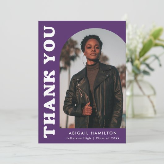 Paarse offset Arch Photo Afstuderen Bedankkaart (Staand voorkant)