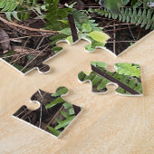 Paarse olifantenoren, rode impatiens, groene varen legpuzzel (Zijkant)