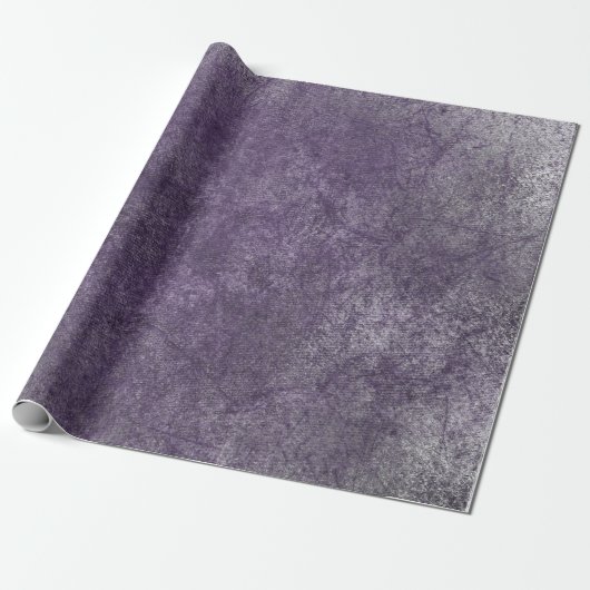 Paarse omhulling met vervormd zilver cadeaupapier (Uitgerold)