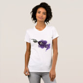 Paarse orchidebloem. t-shirt (Voorkant volledig)