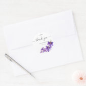 Paarse orchidee en wit script bruiloft ronde sticker (Envelop)